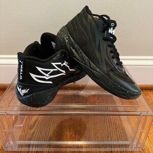 Boys PUMA MB.02 Shoes Size 6